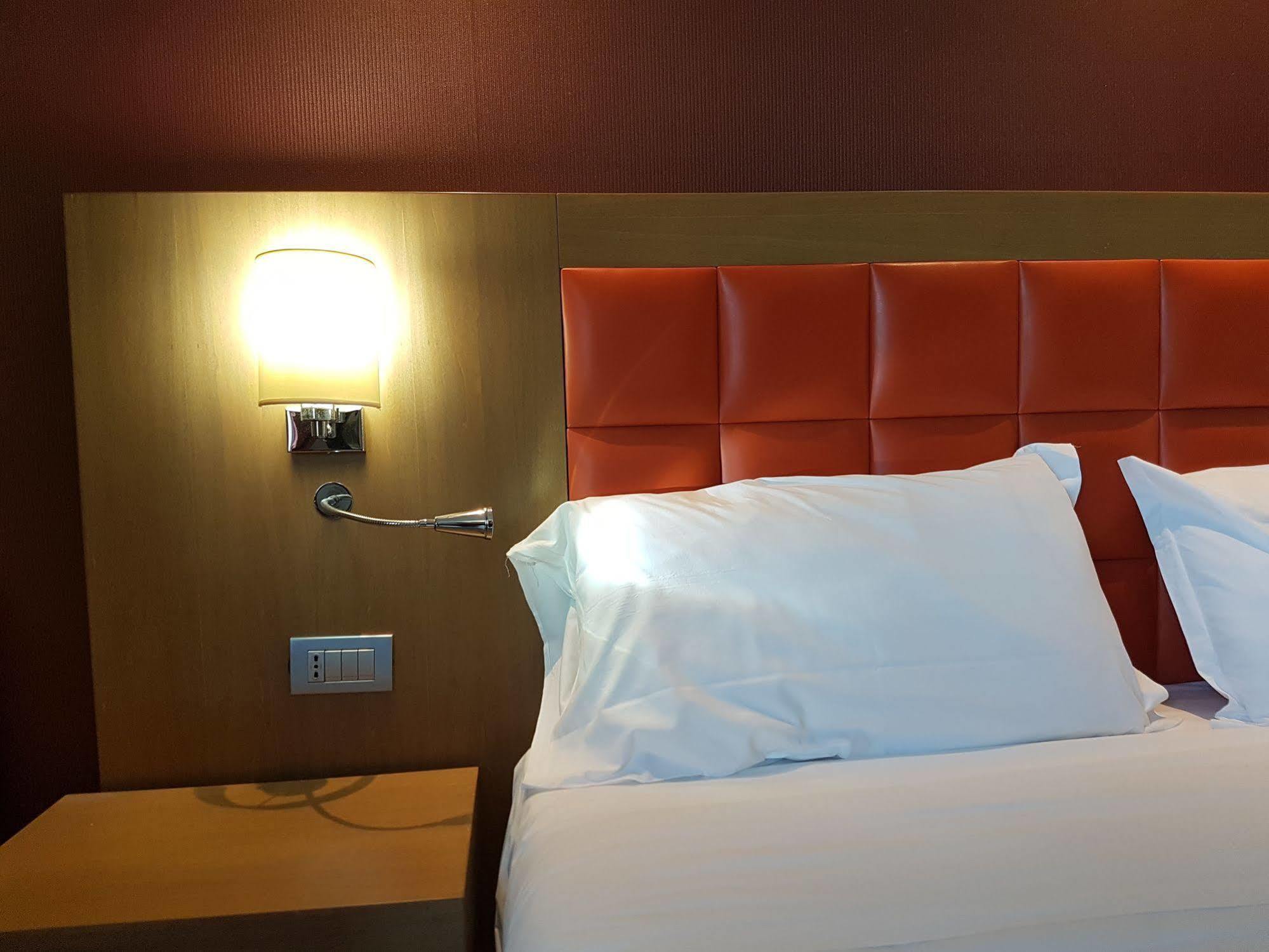 Hotel Ristorante La Campagnola Cassino Kültér fotó