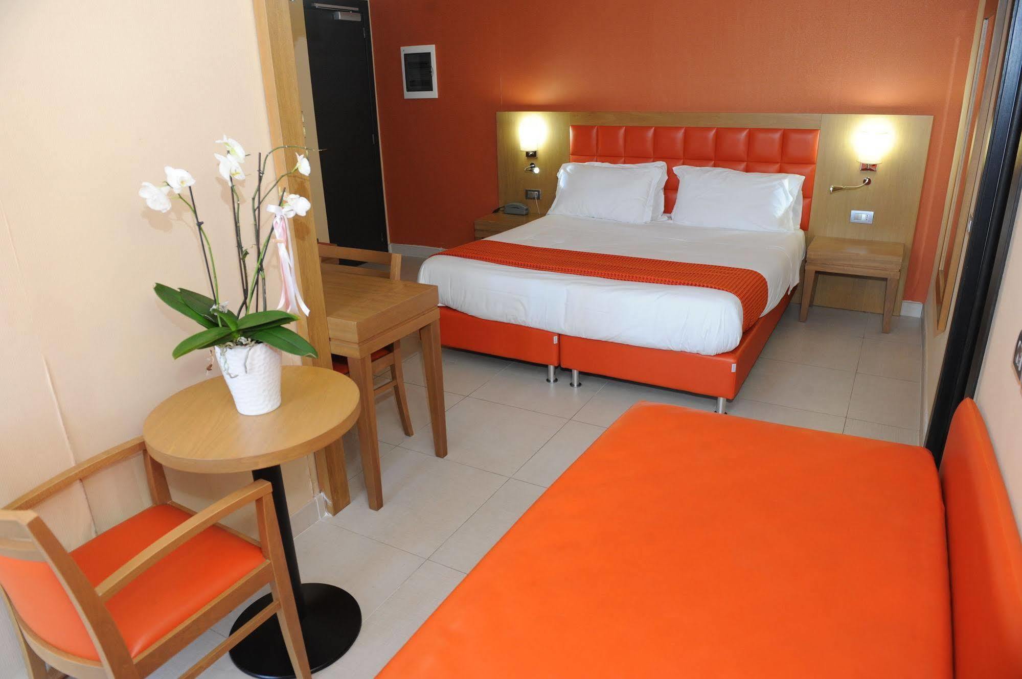 Hotel Ristorante La Campagnola Cassino Kültér fotó