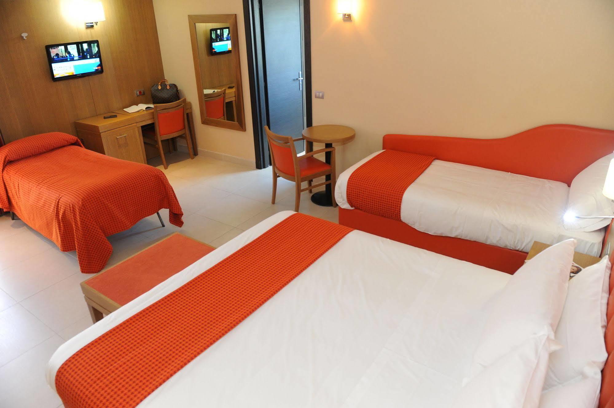 Hotel Ristorante La Campagnola Cassino Kültér fotó
